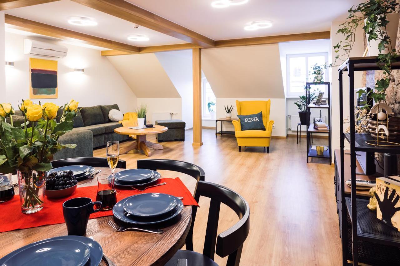 Rothko Apartment/8 Guests/4Bedrooms/Riga Old Town Екстер'єр фото
