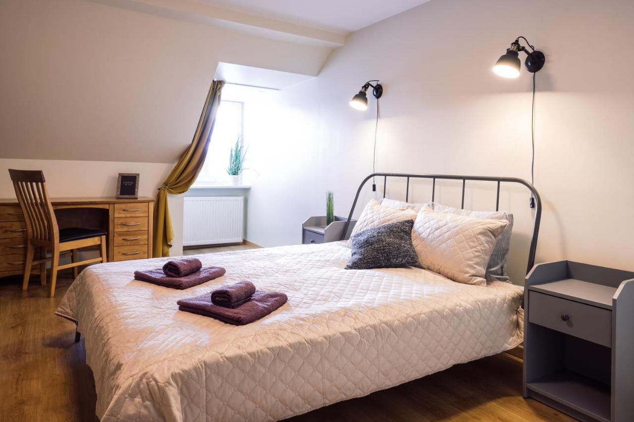 Rothko Apartment/8 Guests/4Bedrooms/Riga Old Town Екстер'єр фото